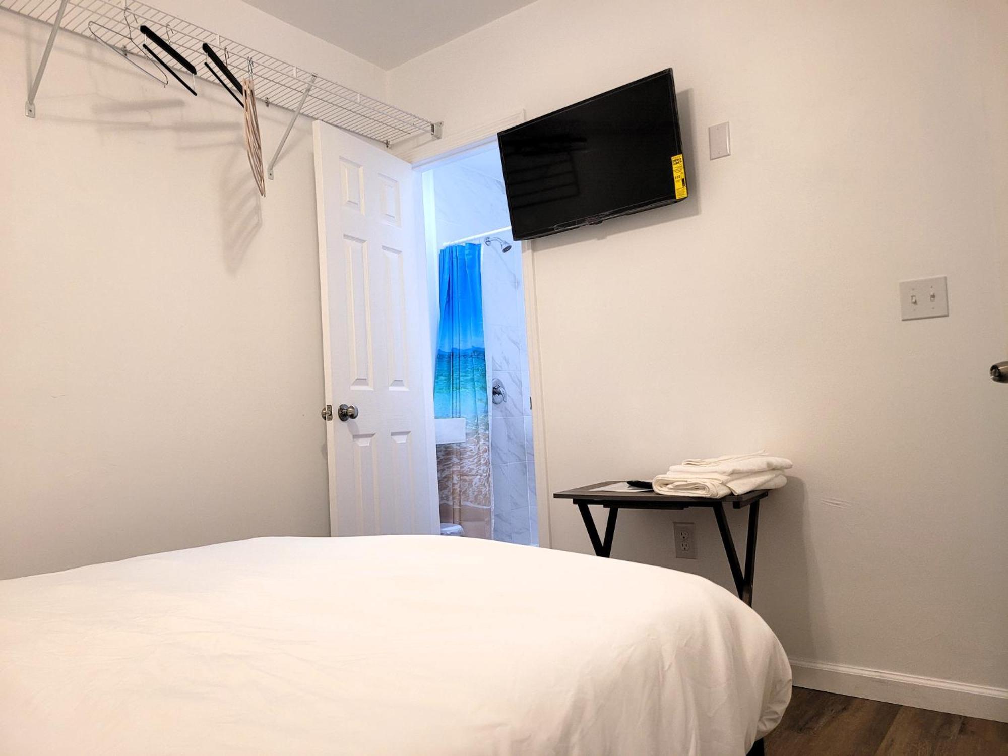 One Room In A Renovated Duplex House Near Fsu 탤러해시 외부 사진